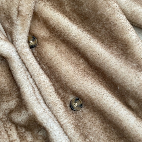 Majorelle Brinley faux fur coat - Picture 5 of 8